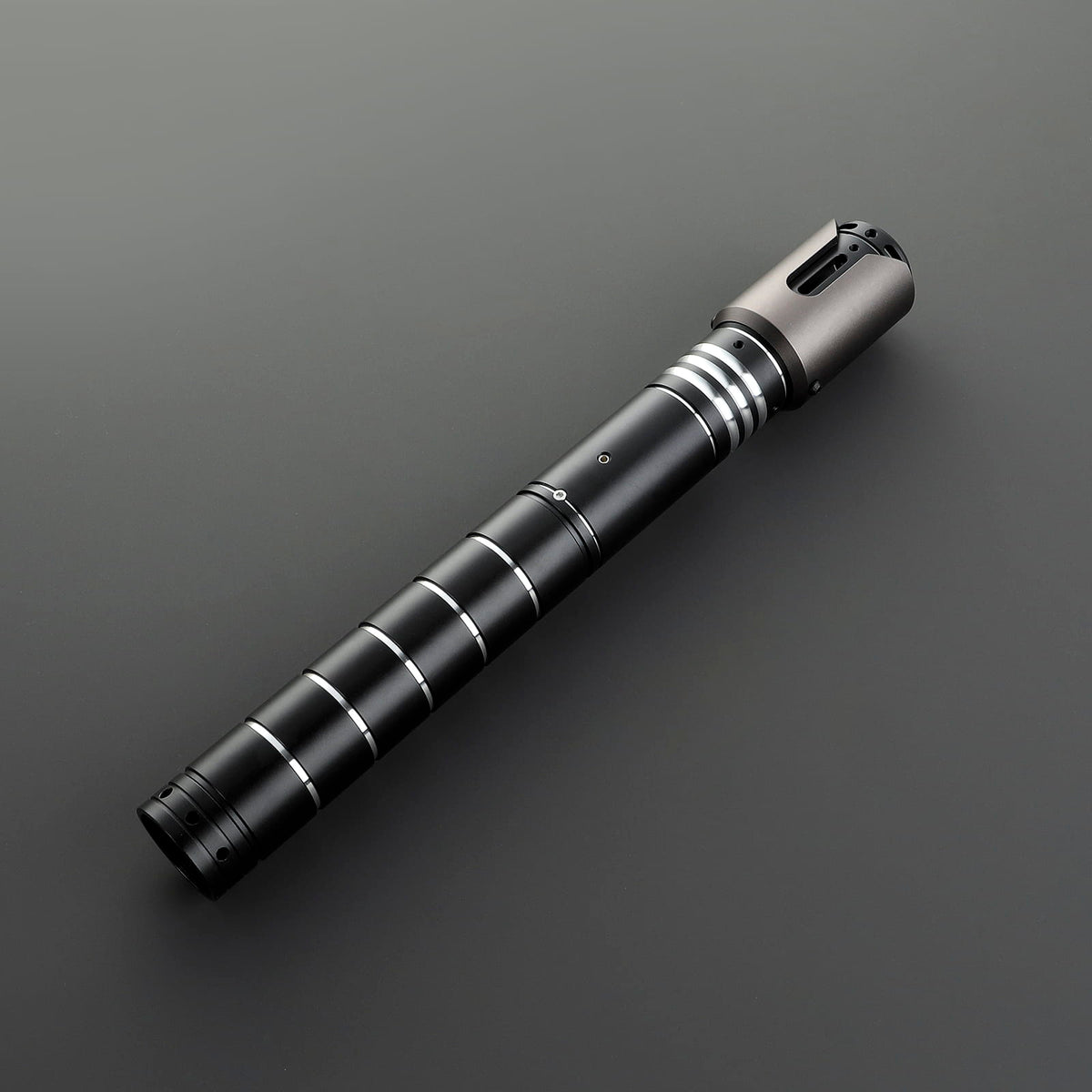 Shadowstrike Lightsaber Hilt – Black & Silver Design