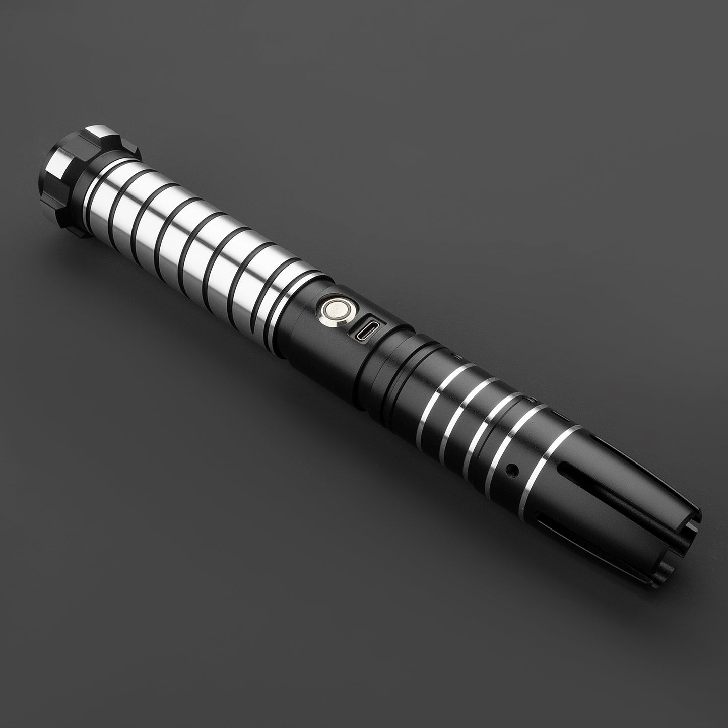 Ironstrike Lightsaber – Xenopixel V3