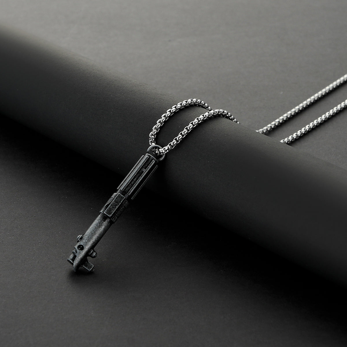 Anakin Skywalker Metal Lightsaber Hilt Pendant Necklace – Miniature Sith Replica
