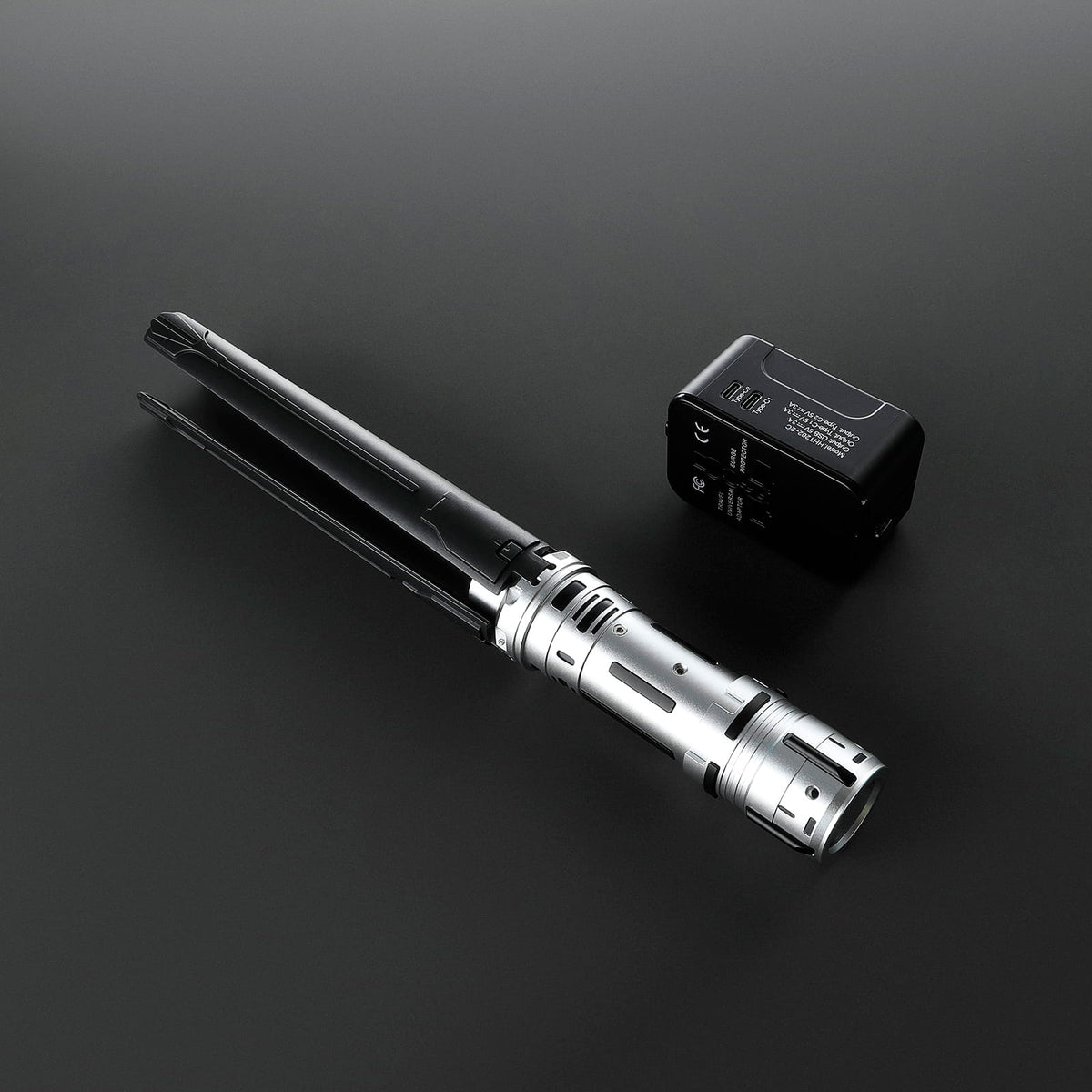 Lightsaber Tripod Display Lamp – Blue Pixel Blade