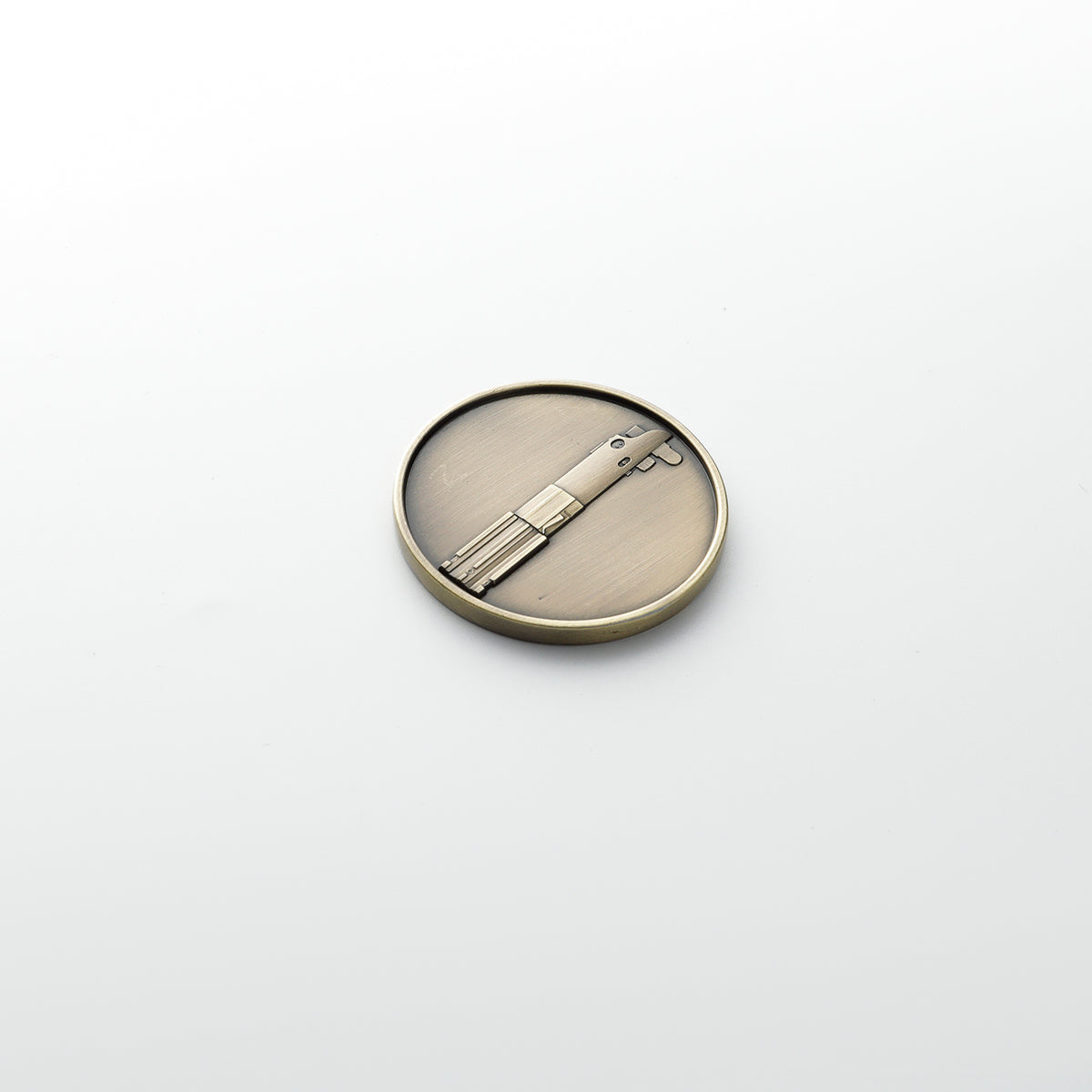 Antique Brass Graflex Lightsaber Pommel Coin Insert – $4.5\text{ cm}$ Hilt Medallion