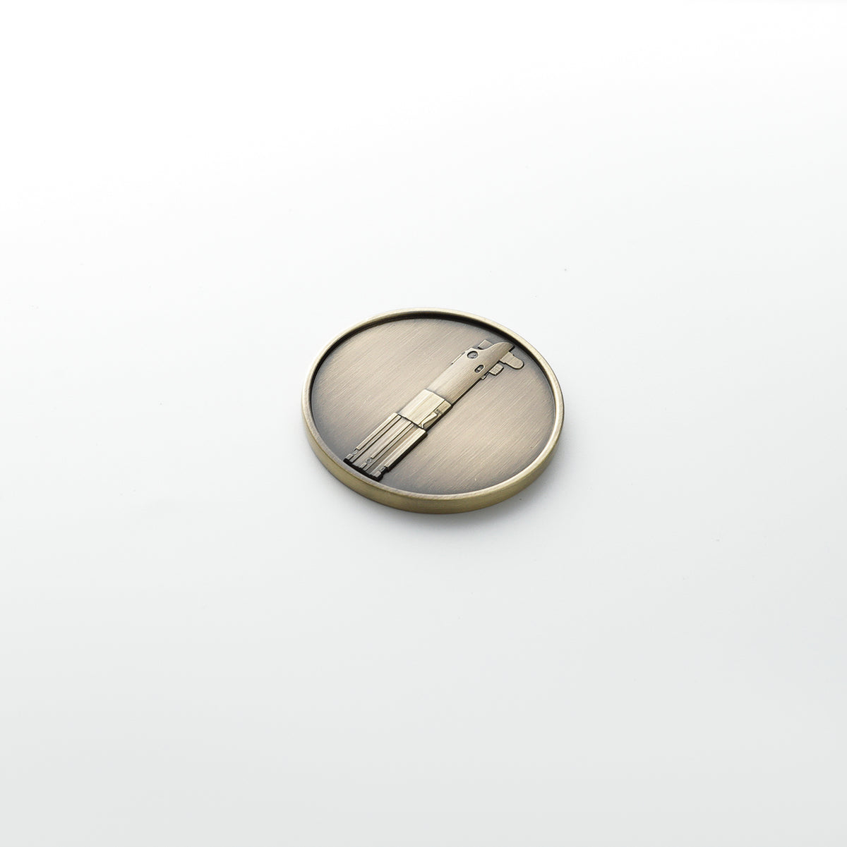 Antique Brass Graflex Lightsaber Pommel Coin Insert – $4.5\text{ cm}$ Hilt Medallion