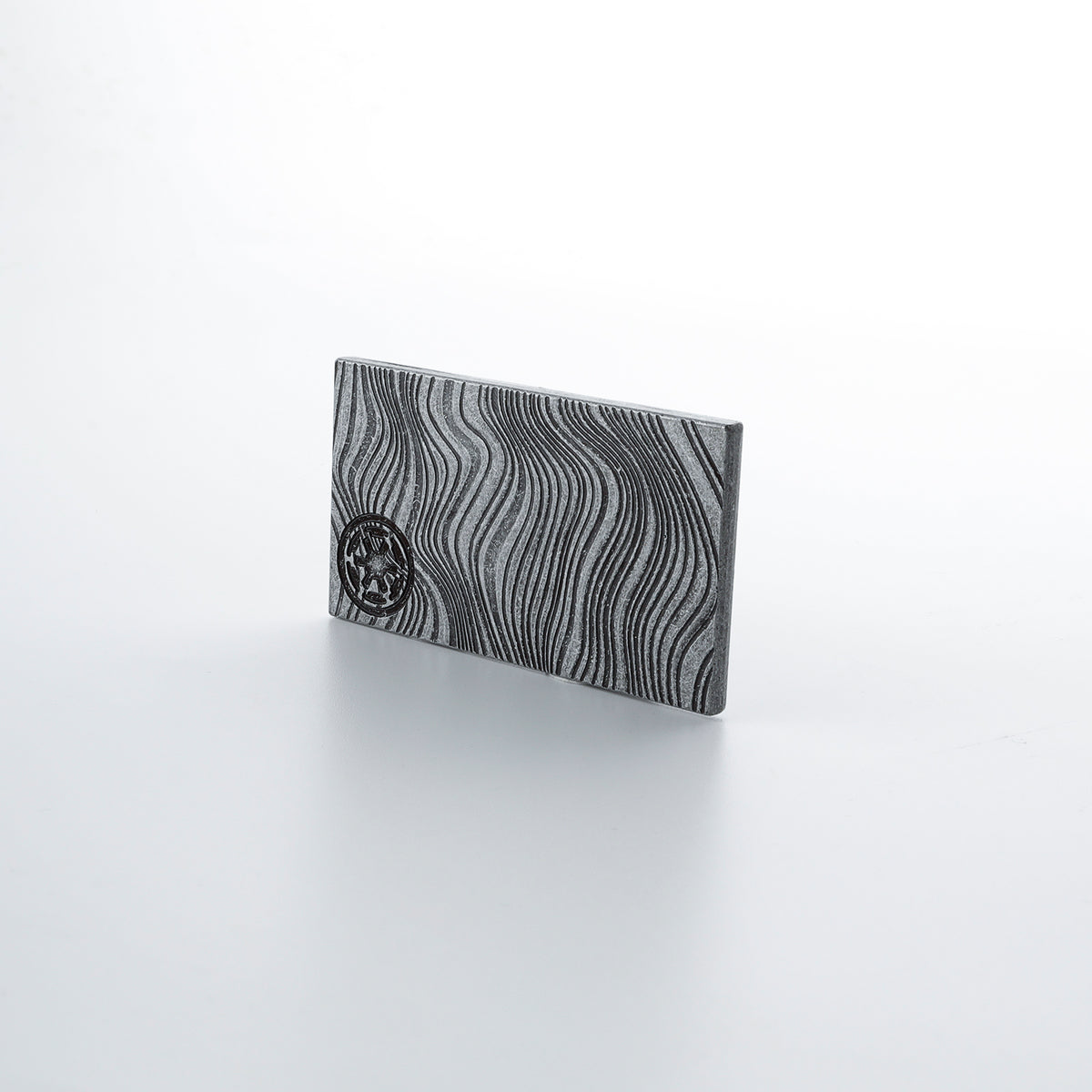 Imperial Beskar Credit Ingot Plate – Metallic Damascus Prop Replica