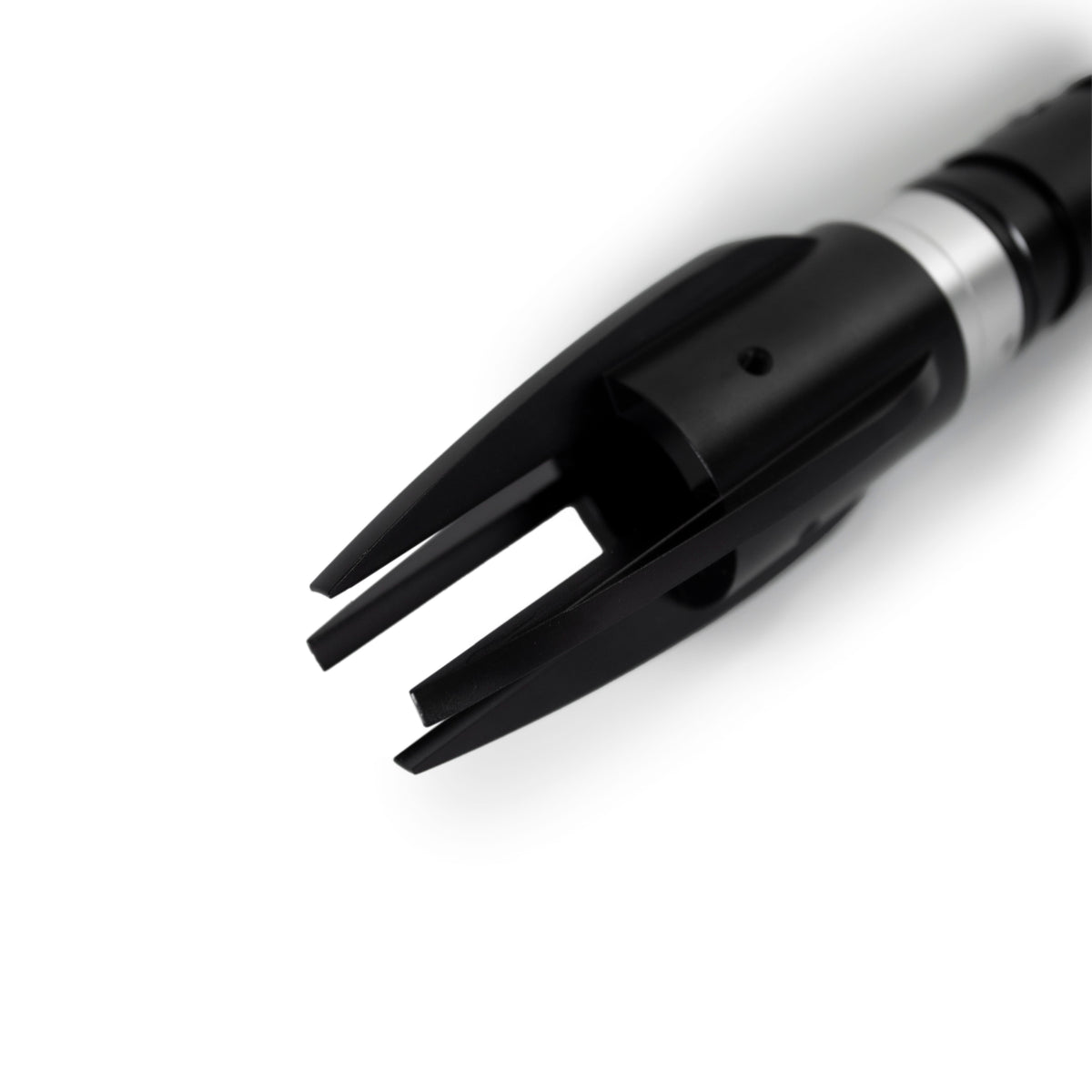 The Sentinel Claw Lightsaber – Black & Silver Hilt
