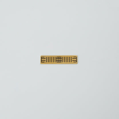 Grid Pattern Clamp Card
