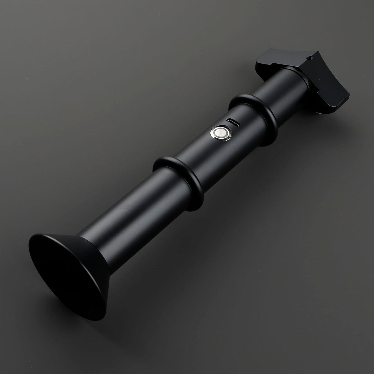 Youngling F20 Lightsaber Hilt – All-Black Minimalist Design